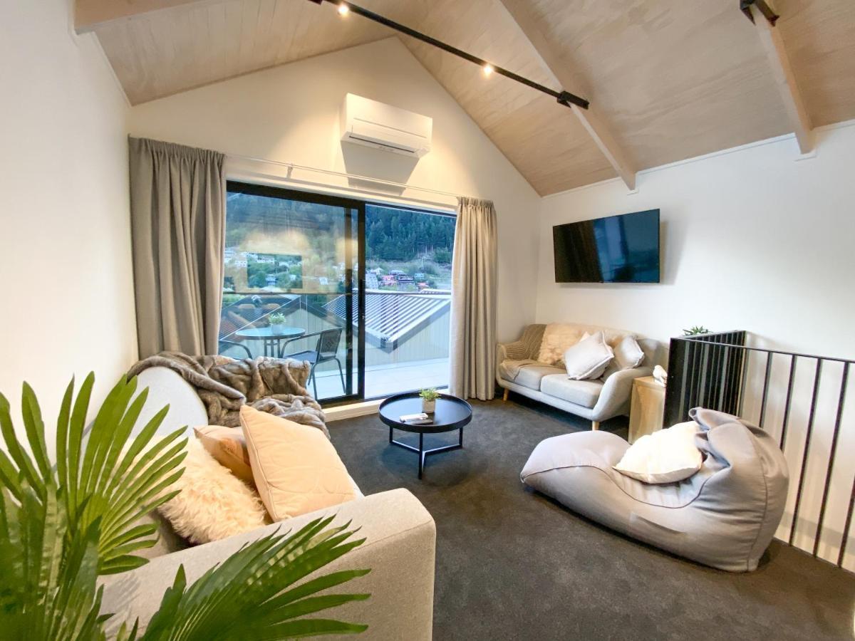 Modern 2-Bedroom Apartment 7-Mins Walk To Distretto di Queenstown Esterno foto